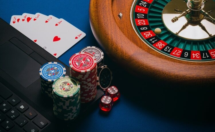 Poker Potential: Tools for Analyzing Online Hold’em Gameplay